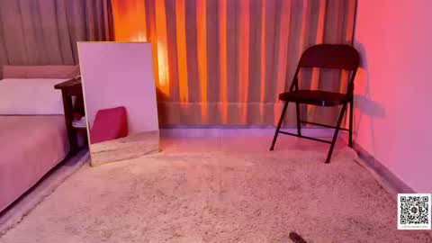 Snapshot of emily_sweet30 chatting on 9, 7, 2026 Emily online show from 9, 7, 2026