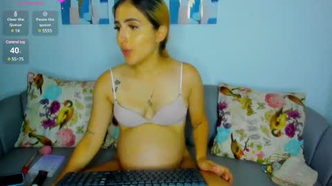 Snapshot of emily_theen chatting on 13, 1, 2025 Emily online show from 13, 1, 2025