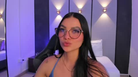 emily_tolson online show from 11, 5, 2026