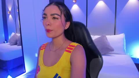 emily_tolson online show from 23, 6, 2026