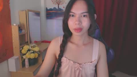emily_xo143 online show from 8, 3, 2026