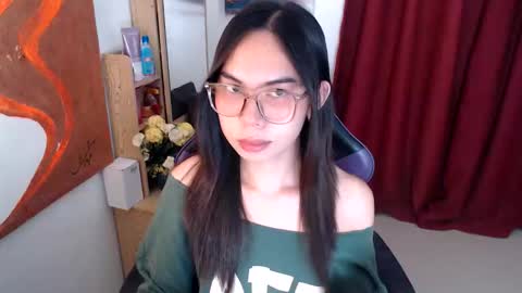 emily_xo143 online show from 6, 6, 2026