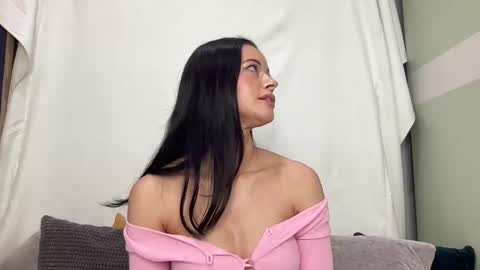 Snapshot of emilyalexa chatting on 21, 2, 2025 Emily Alexa online show from 21, 2, 2025