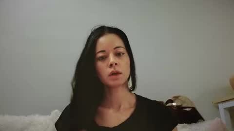 Snapshot of emilyalexa chatting on 8, 9, 2025 Emily Alexa online show from 8, 9, 2025