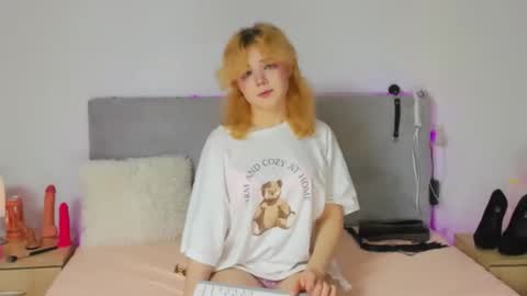 Baby Emelli online show from 24, 11, 2025