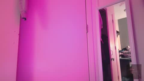 Snapshot of emilybeach chatting on 31, 10, 2025 Emily Beach online show from 31, 10, 2025