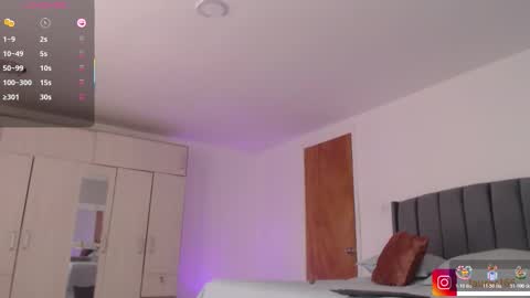 Snapshot of emilybennett chatting on 15, 12, 2025 Emily online show from 15, 12, 2025