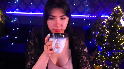 Emy online show from 7, 12, 2024