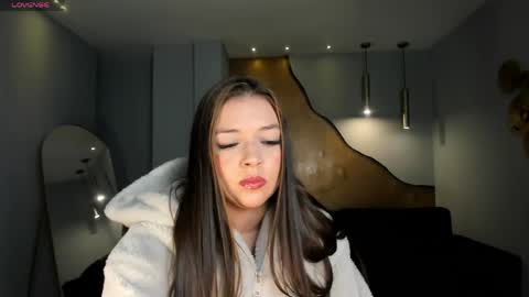 Emily Carter online show from 4, 5, 2026