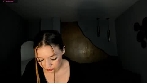 Emily Carter online show from 8, 5, 2026