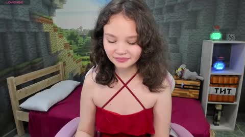 Emilyhaves online show from 15, 9, 2025