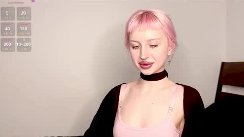 Snapshot of emilycutegirl chatting on 7, 2, 2026 Emily online show from 7, 2, 2026