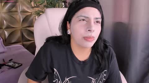  Emily  online show from 20, 10, 2025