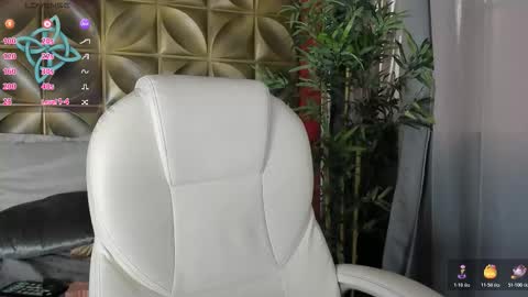  Emily  online show from 22, 10, 2025