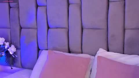 Snapshot of emilyflame chatting on 11, 10, 2025 Emily Flame online show from 11, 10, 2025