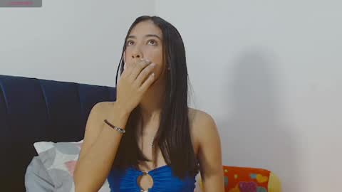 Snapshot of emilygaviria chatting on 24, 10, 2025 EMILY GAVIRIA online show from 24, 10, 2025