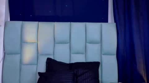 Emily online show from 12, 7, 2026