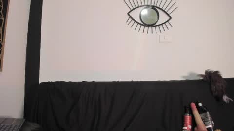 Emily online show from 11, 5, 2026