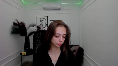 Snapshot of emilygraydis chatting on 2, 12, 2025 Emily online show from 2, 12, 2025