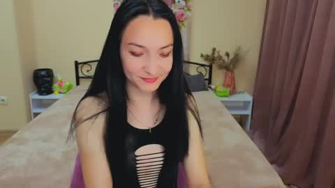 Snapshot of emilygreyy__ chatting on 6, 4, 2026 emilygreyy__ online show from 6, 4, 2026