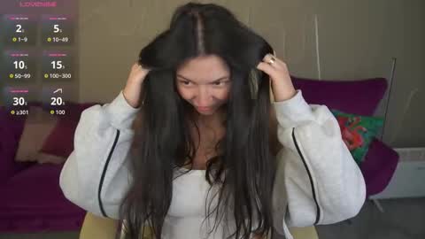 Emily online show from 28, 10, 2025