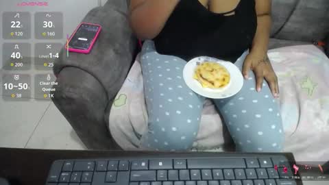 Emilyhines online show from 1, 12, 2025