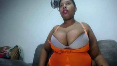 Emilyhines online show from 13, 5, 2026