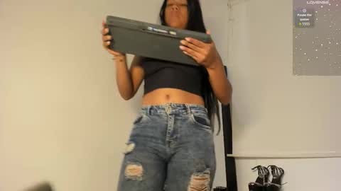Snapshot of emilyjhons3 chatting on 15, 9, 2025 Emily online show from 15, 9, 2025