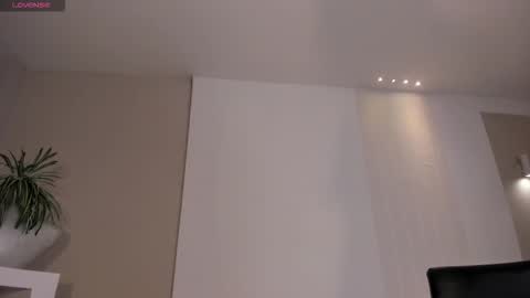 Emily online show from 20, 12, 2025