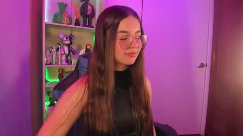 VALEEEN online show from 10, 12, 2024