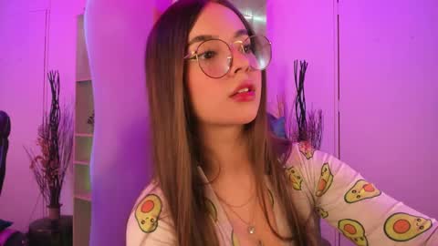 VALEEEN online show from 11, 12, 2024