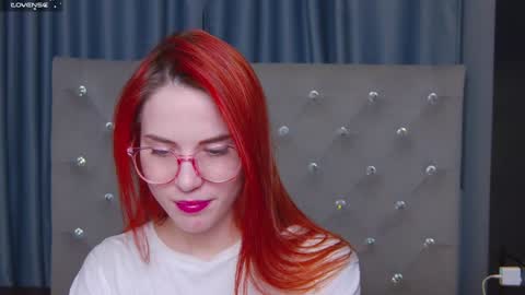 EmilyKents online show from 2, 12, 2024