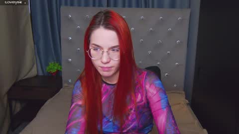 EmilyKents online show from 10, 12, 2024