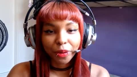 Emily Livos online show from 16, 3, 2026