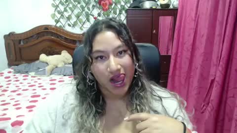 Snapshot of emilylove14 chatting on 4, 1, 2025 Emily Cortez online show from 4, 1, 2025