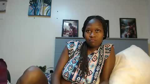Snapshot of emilyposha chatting on 26, 1, 2025 Emilly online show from 26, 1, 2025
