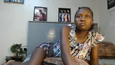Snapshot of emilyposha chatting on 23, 2, 2025 Emilly online show from 23, 2, 2025