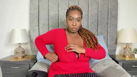 Snapshot of emilyrojas chatting on 29, 9, 2025 emilyrojas online show from 29, 9, 2025