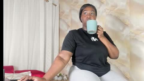 Snapshot of emilyrojas chatting on 18, 11, 2025 emilyrojas online show from 18, 11, 2025