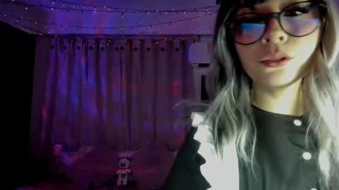 EMILY online show from 27, 1, 2025