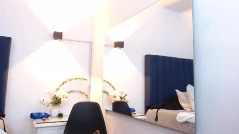 Snapshot of emilysweet2 chatting on 2, 10, 2025 emilysweet online show from 2, 10, 2025