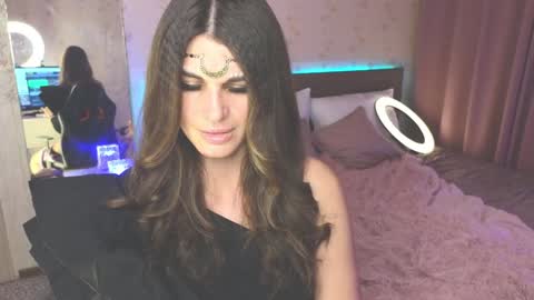 Emily online show from 16, 12, 2024