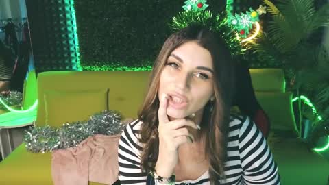 Emily online show from 21, 12, 2024