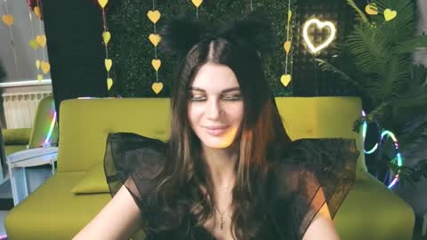 Emily online show from 17, 2, 2025