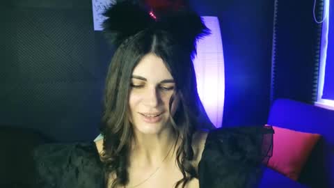 Emily online show from 22, 2, 2025