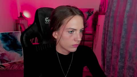 Snapshot of emilywiled chatting on 16, 9, 2025 Emily online show from 16, 9, 2025