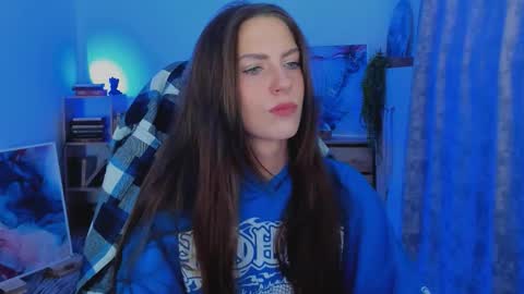 Snapshot of emilywiled chatting on 1, 10, 2025 Emily online show from 1, 10, 2025