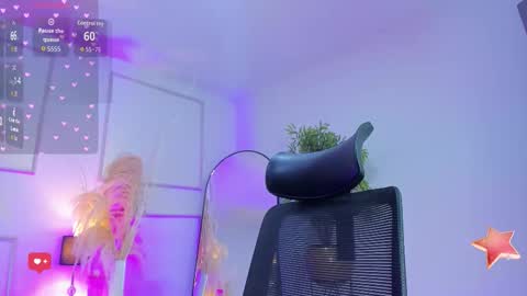 E M I L Y online show from 17, 12, 2025