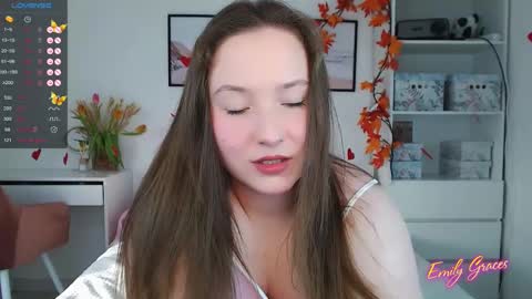 Snapshot of emilyxgrasez chatting on 11, 3, 2025 Emily online show from 11, 3, 2025