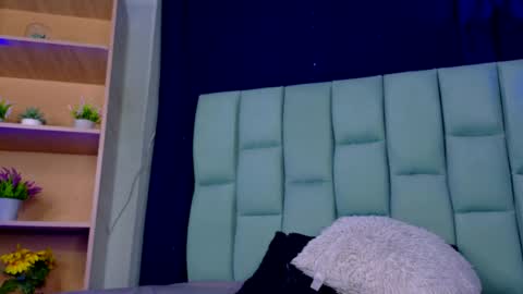 Emily  online show from 22, 5, 2026